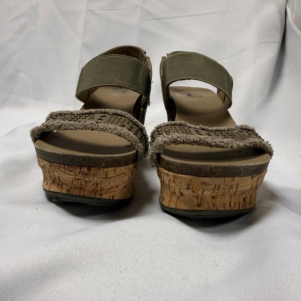 Corkys Olive Green Canvas Studded Cork Wedge Platform Sandals Womens Boho size 8